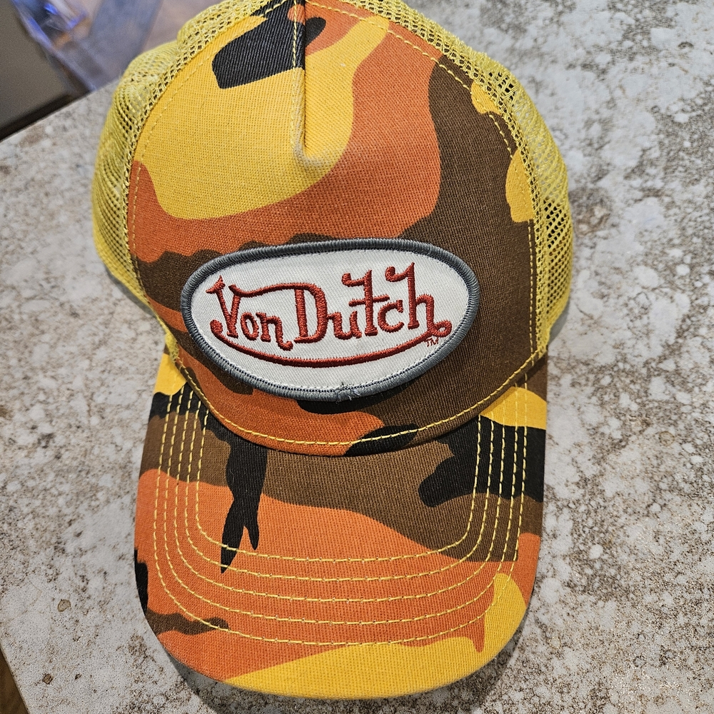 Von Dutch Orange Camo Trucker Hat - Picture 6 of 9